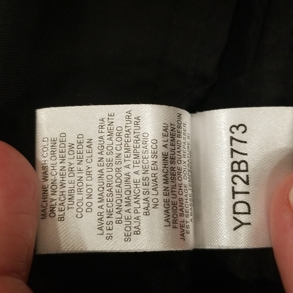 💕BCBGENERATION💕 Cropped Pants ~ Black 12 - Picture 9 of 9